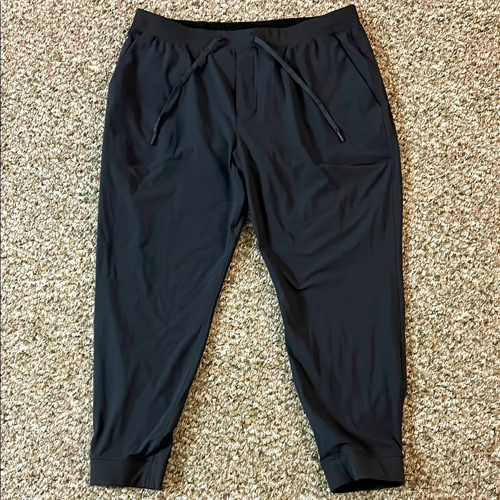 lululemon athletica Men's Navy Charcoal Joggers